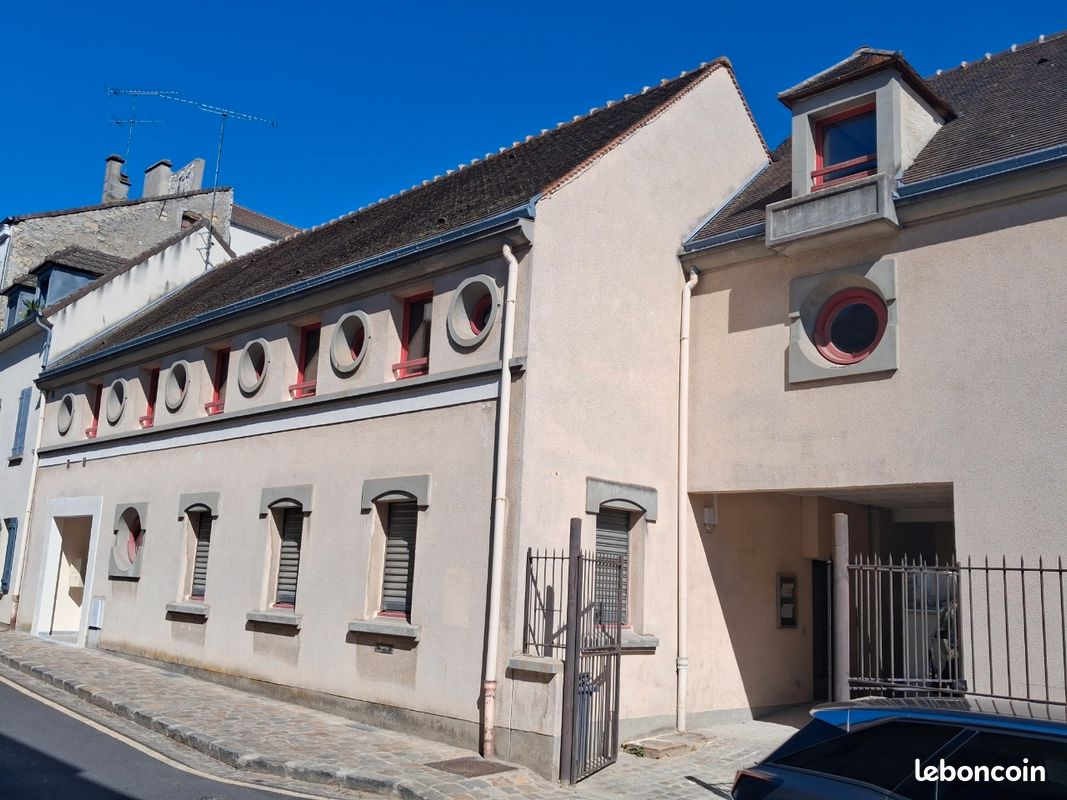 Appartement 5 pièces 105 m² · à Luzarches · 105 m² · 198 000 €