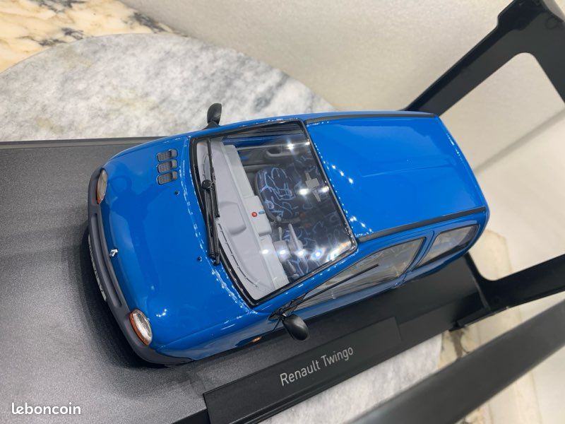 MINIATURE RENAULT TWINGO 1/18 SOLIDO | Arts et collections à Casablanca