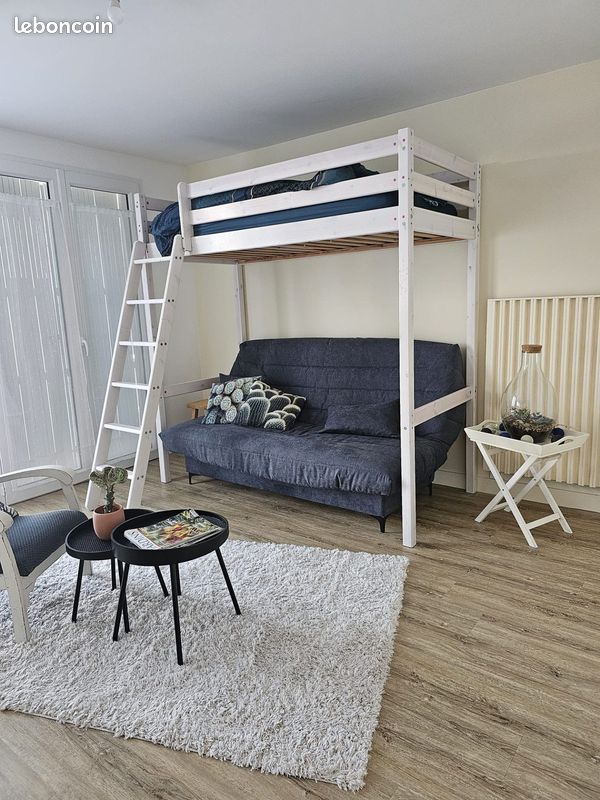 Appartement 1 pièce 27 m² · à Laval · 27 m² · 470 €