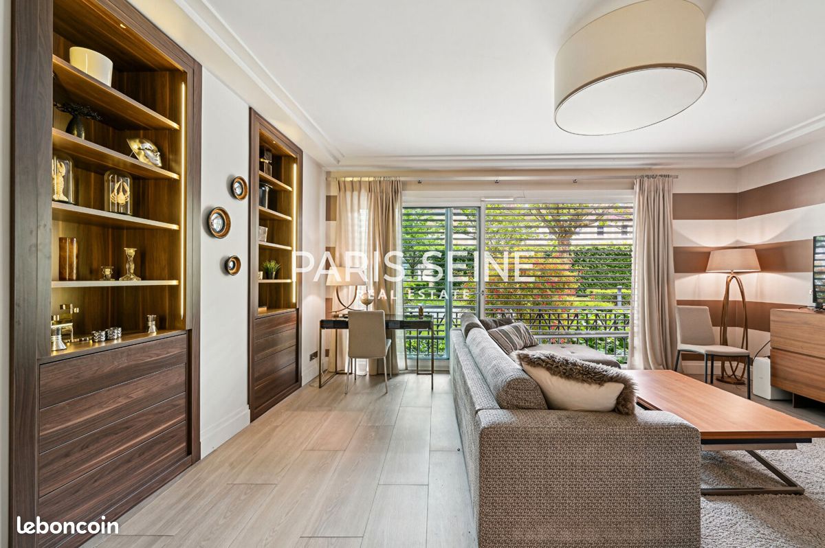 Appartement 2 pièces 72 m² · à Paris · 72 m² · 3 525 €/mois