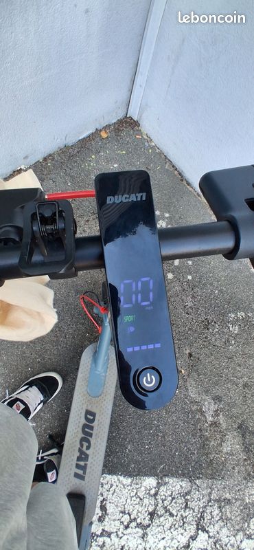 Trotinette electrique (image 8)