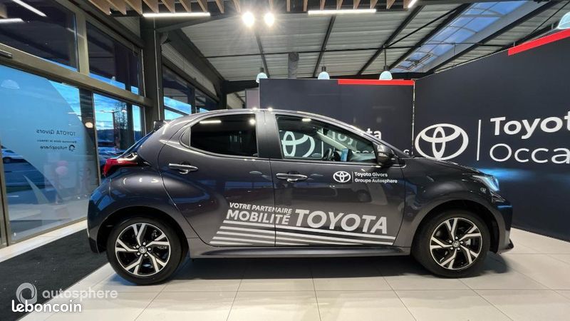 Toyota Yaris 116h Design 5p MY25 (image 4)