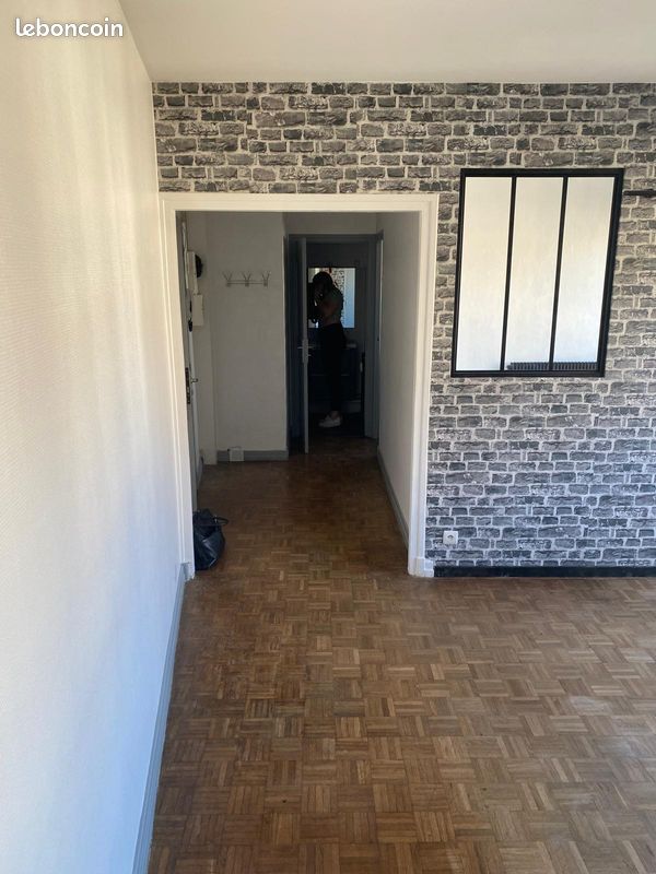 Appartement 2 pièces 39 m² · à Montluçon · 39 m² · 28 000 €
