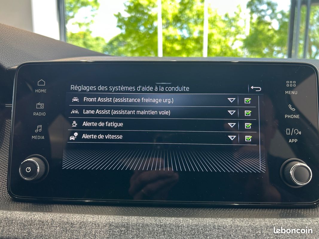 SKODA Kamiq 1.0 TSI Evo 2 95 ch BVM5 Selection (image 19)