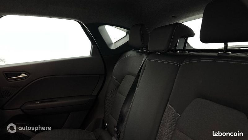 Renault Captur 1.6 E-Tech full hybrid 145ch Evolution (image 13)