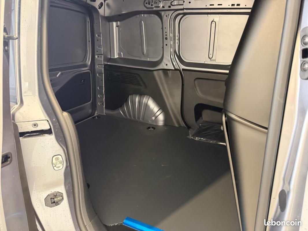Citroën Berlingo VAN M DIESEL 130 CH AUT. XTR (image 28)