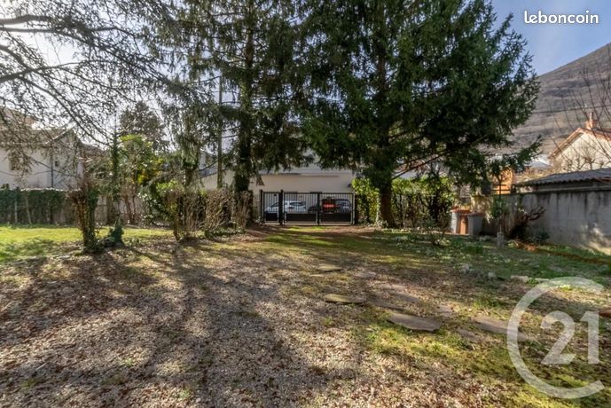 Maison 6 pièces 112 m² — 11