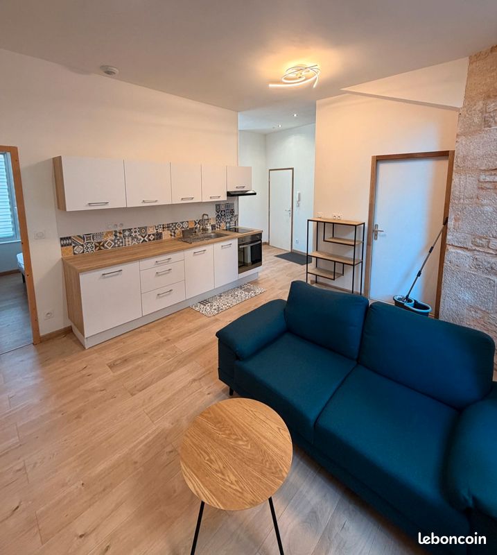 Appartement 2 pièces 45 m² · à Niort · 45 m² · 700 €/mois