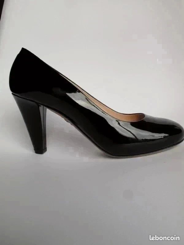 Escarpins vernis noirs Bally 36 (image 1)