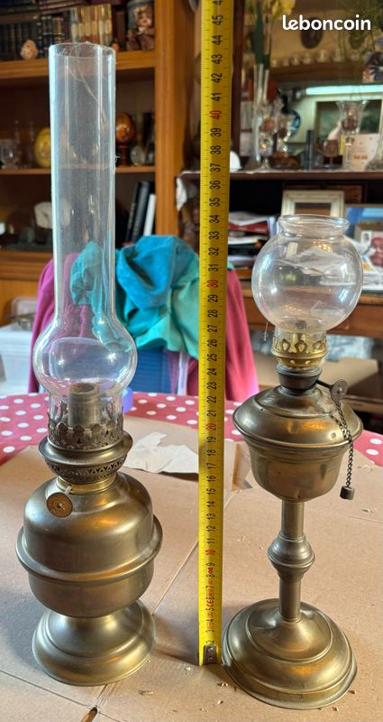 Lot 2 petites lampe à pétrole ancienne en laiton (image 1)