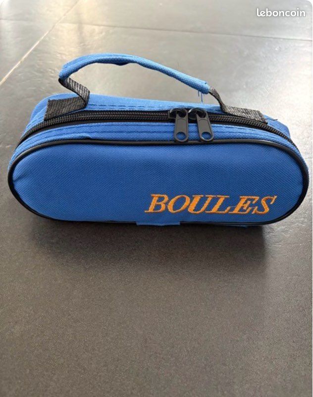 Lot 3 boules de pétanque avec cochonnet et fil mesureur dans sacoche bleue, État neuf - Sport & Plein air