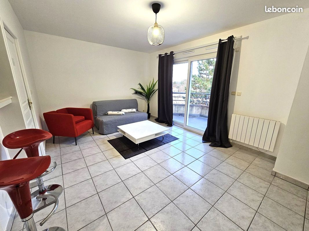 Appartement 1 pièce 30 m² · à Francheville · 30 m² · 745 €/mois