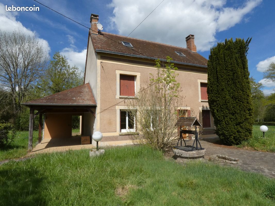 Maison 6 pièces 147 m² · à Saint-Dizier-les-Domaines · 147 m² · 139 000 €