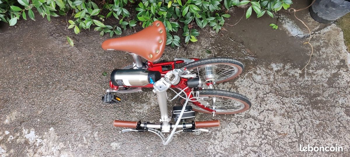 Vélo électrique neuf pliant compact (image 11)