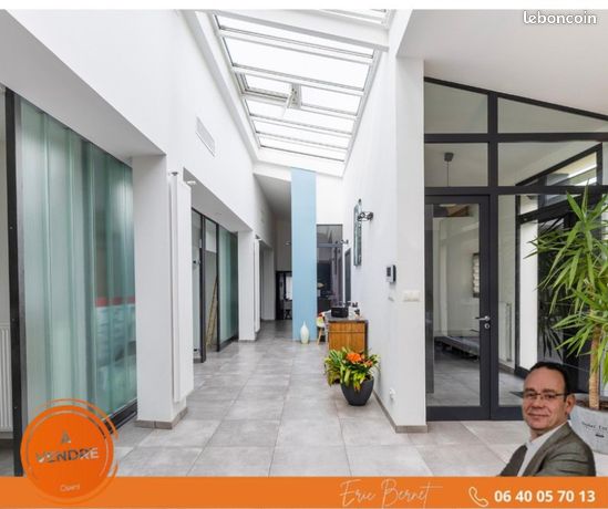 Propriété 8 pièces 209 m²