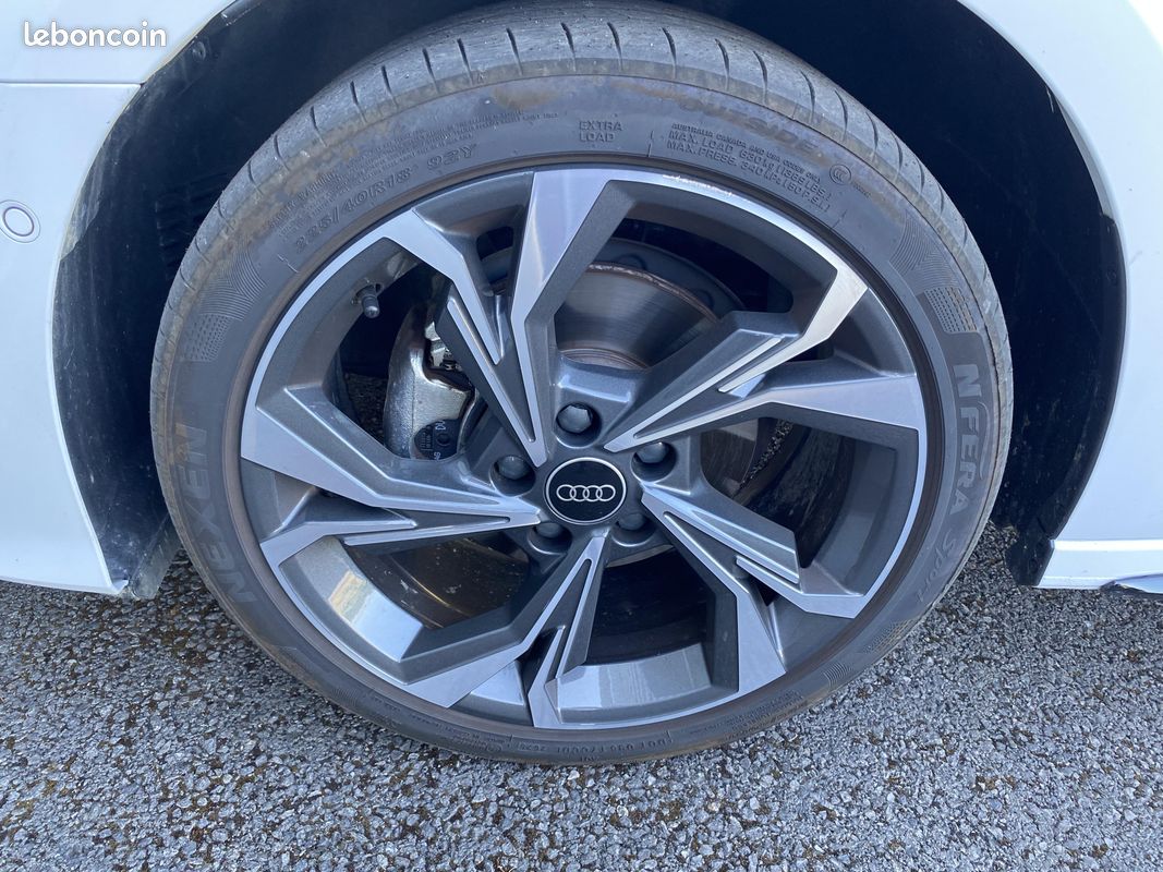 AUDI A3 Berline TFSI 150 ch Hybride S line (image 10)