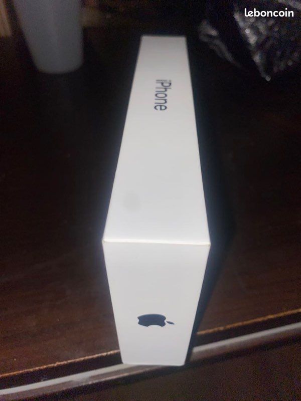 IPhone 14 (image 3)