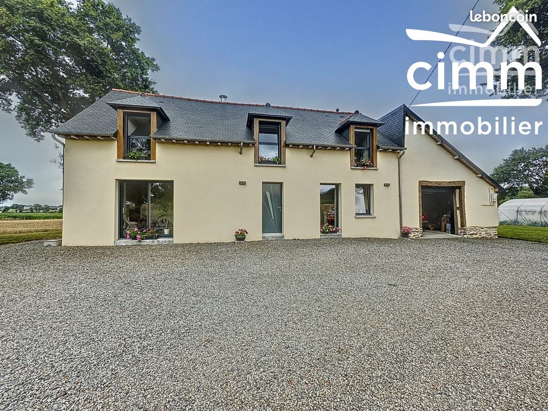 Maison 5 pièces 132 m² · à Noyal-Châtillon-sur-Seiche · 132 m² · 1 325 €/mois
