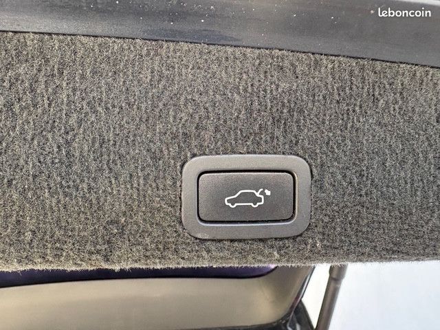Volvo XC60 D5 AWD 215CH XENIUM GEARTRONIC (image 12)