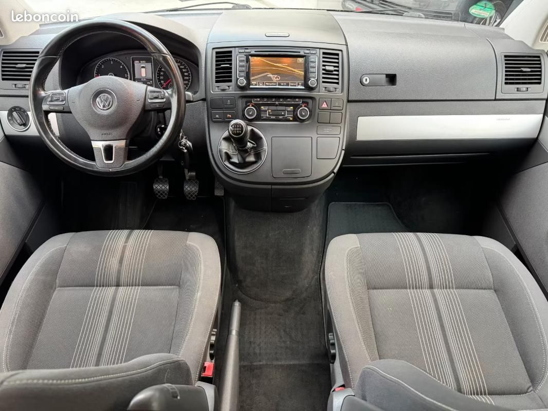 Volkswagen T5 Multivan 2.0 TDI 179 CH BVM - VOLANT EN CUIR 7 Places Bluetooth Régulateur (image 9)