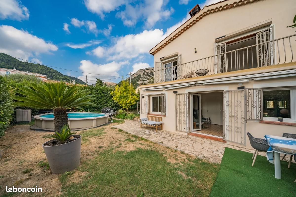Maison 6 pièces 131 m² · à Vence · 131 m² · 645 000 €