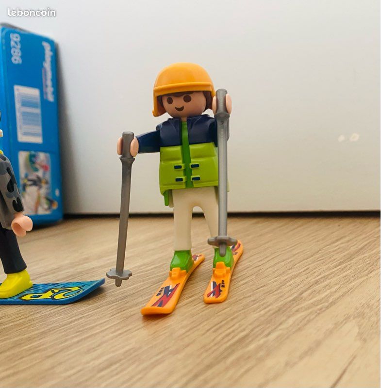 Playmobil ski Family fun #9286 (image 5)