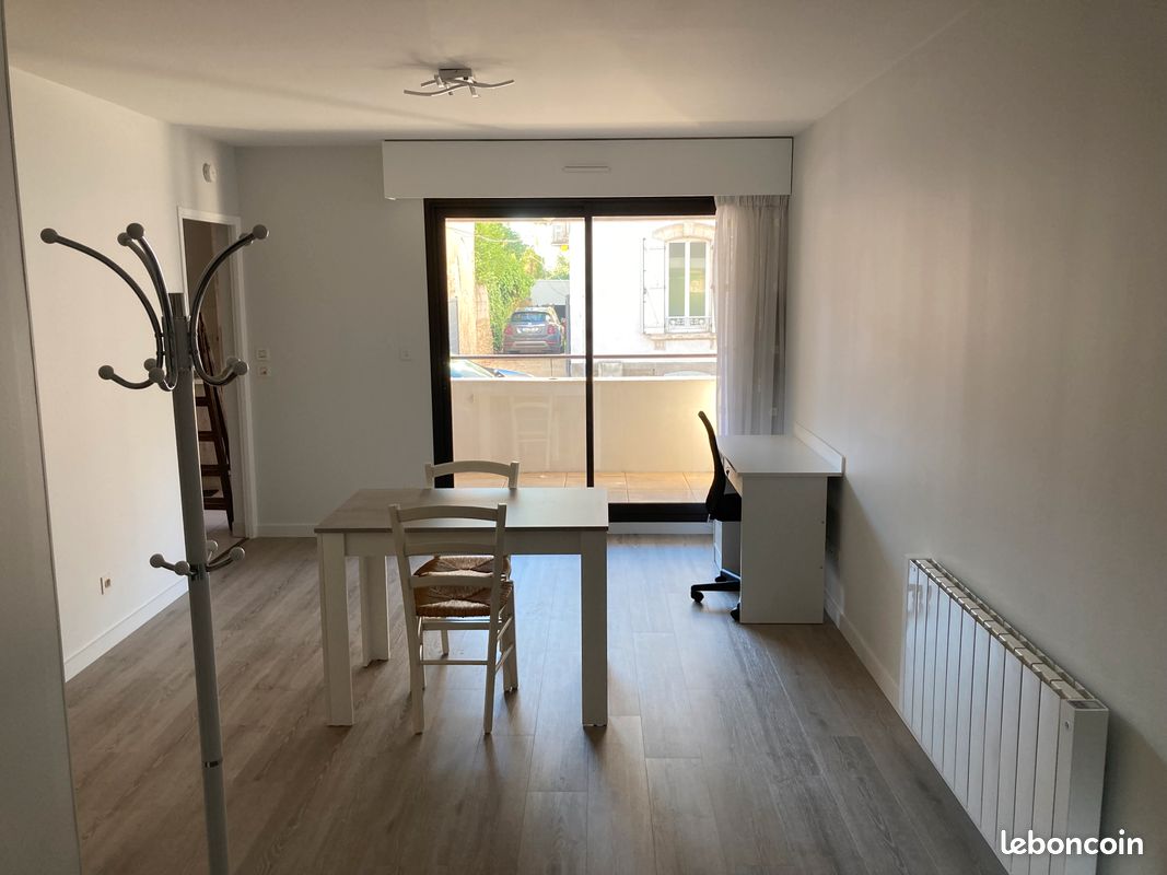 Appartement 1 pièce 40 m² · à La Roche-sur-Yon · 40 m² · 650 €/mois
