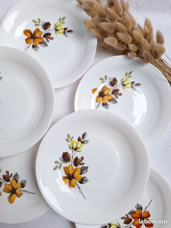 4 assiettes creuses arcopal coquelicot ,vintage - Arts de la table