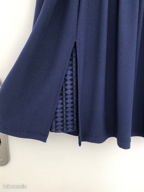 Robe (image 1)