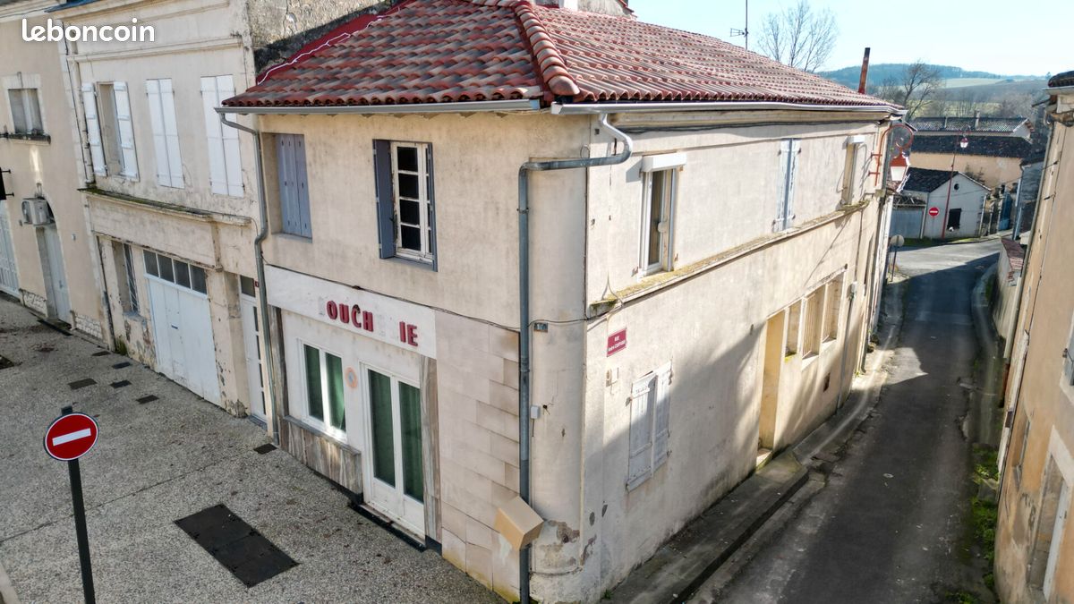 Propriété 6 pièces 153 m² - Coteaux-du-Blanzacais 16250 (image principale 0)