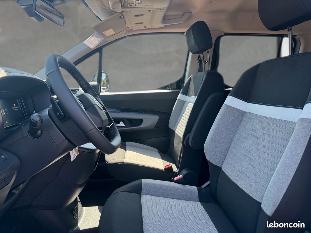 Citroën Berlingo HDI 130 CV EAT8 PLUS (image 11)