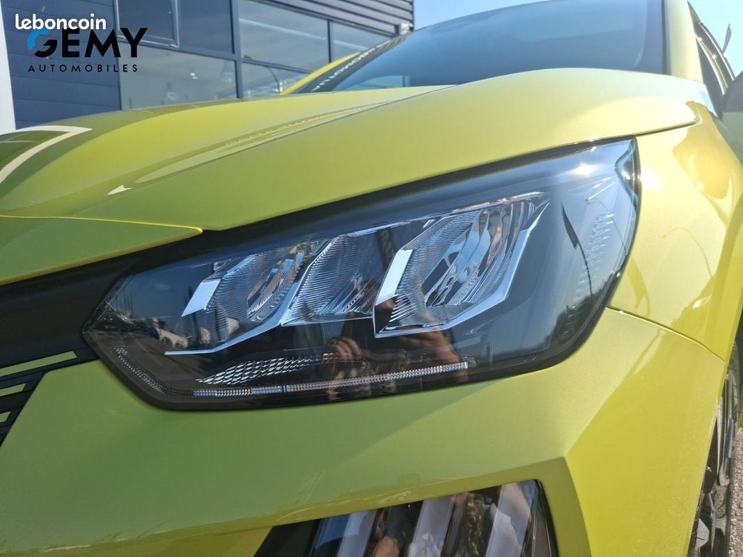 PEUGEOT 208 Turbo 100 ch BVM6 Allure (image 16)