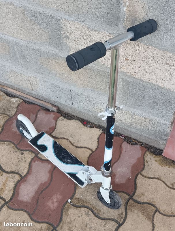 Trottinette mixte (image 1)