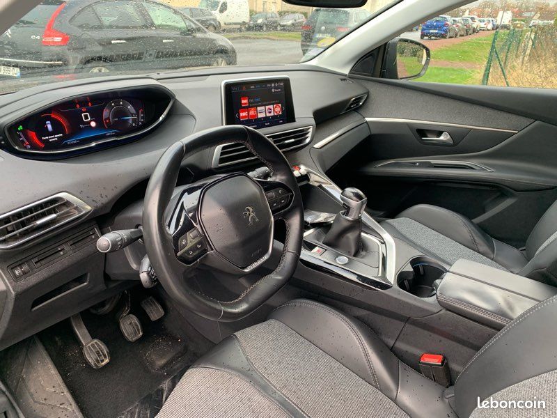 Peugeot 3008 (image 2)