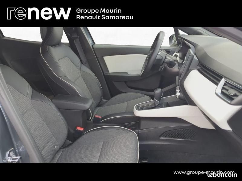 Renault Clio 1.6 E-Tech 145ch full hybrid Techno (image 17)
