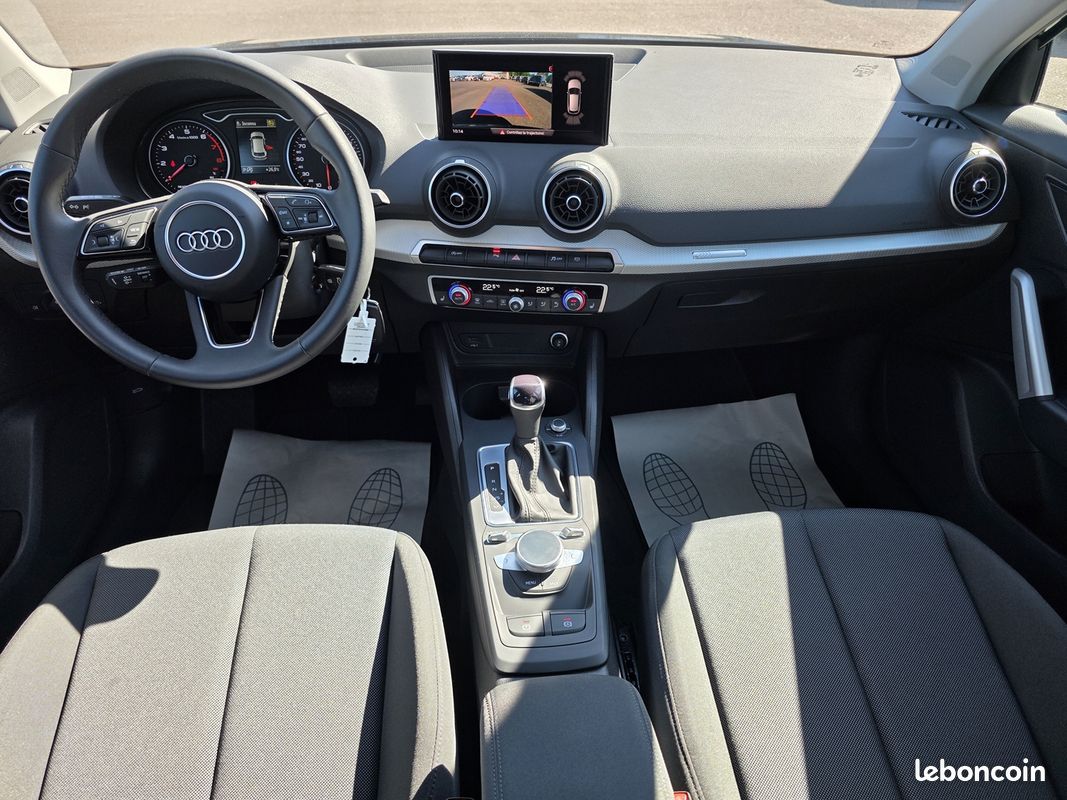 Audi Q2 35 TFSI 150CH BUSINESS LINE S TRONIC 7 (image 11)