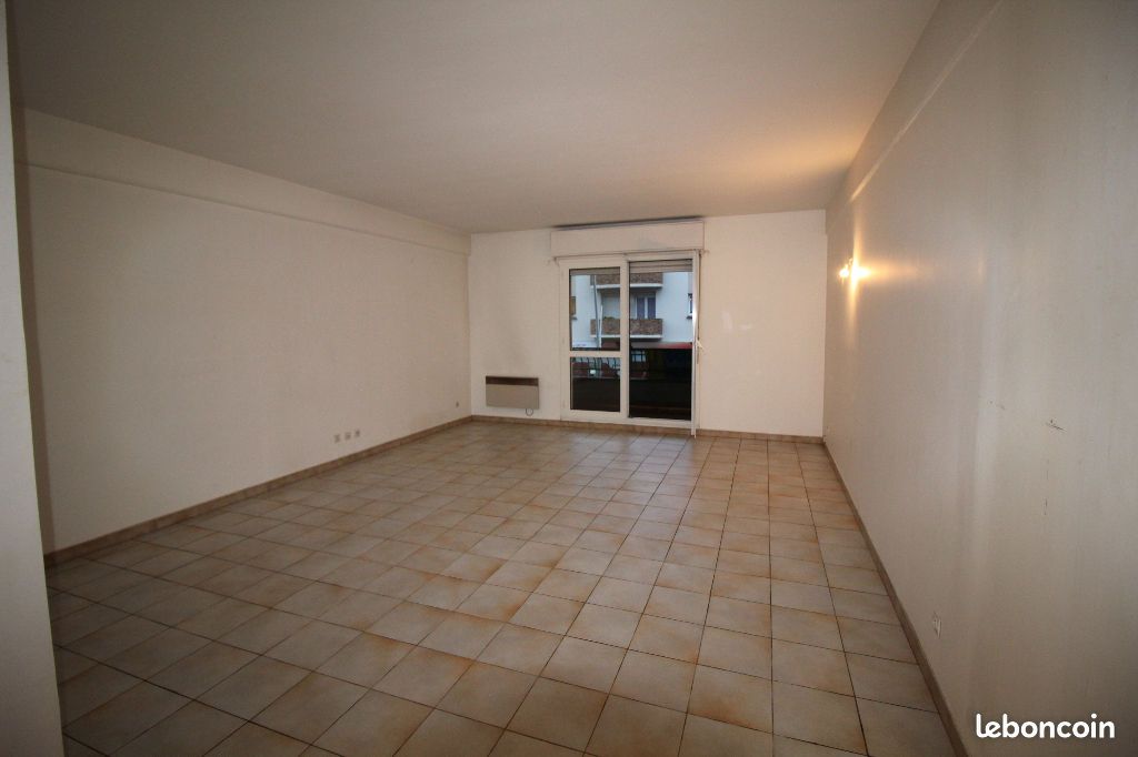Appartement 1 pièce 37 m² · à Sainte-Geneviève-des-Bois · 37 m² · 660 €/mois