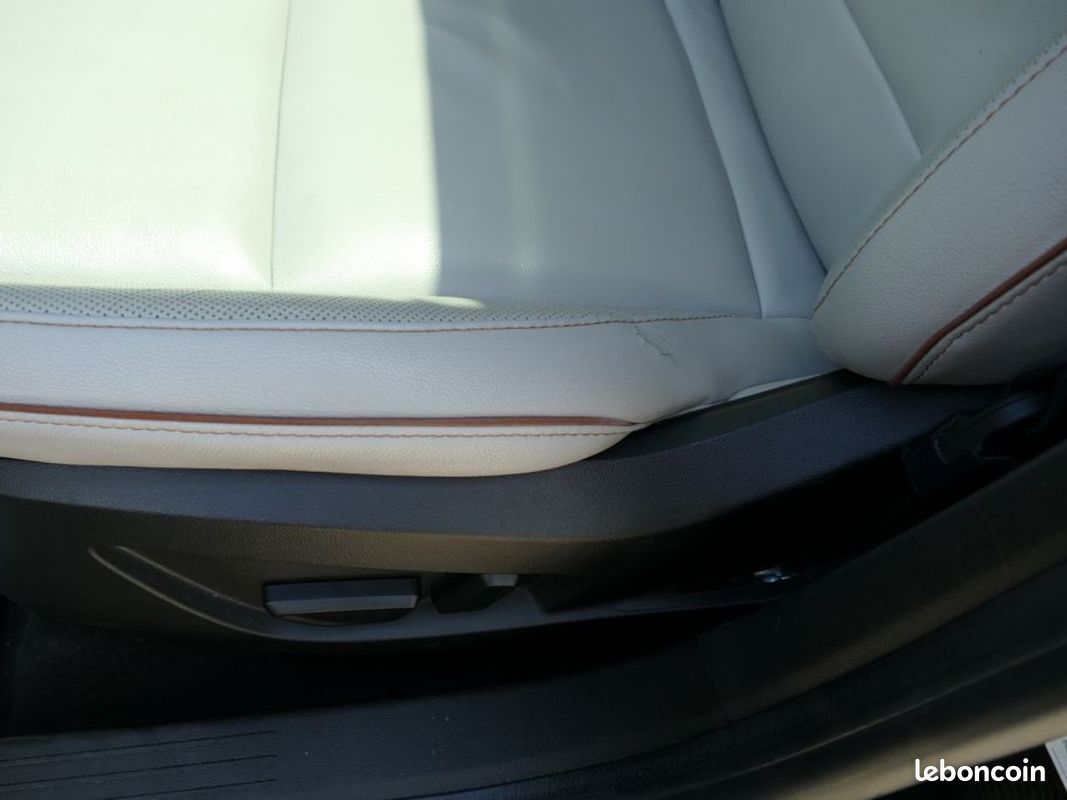 RENAULT CAPTUR E-TECH 140 Ch INITIALE PARIS EDC TOIT OUVRANT (image 21)