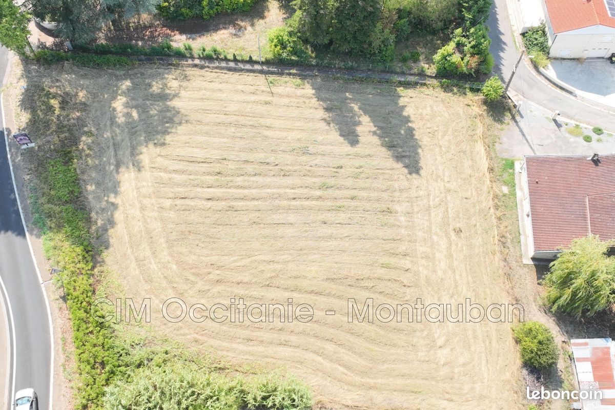 Terrain 2099 m² · à Malause · 2 099 m² · 77 000 €