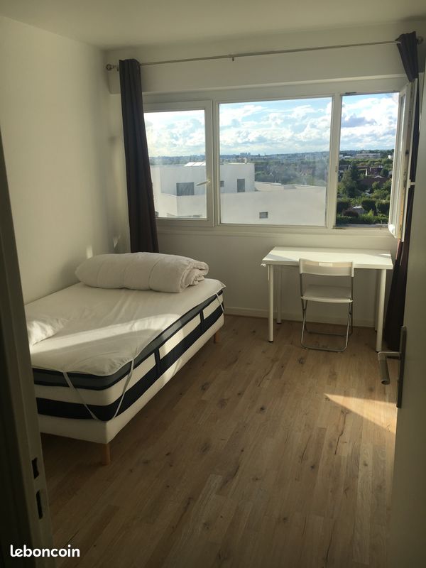 Appartement 1 pièce 12 m² · à Noisy-le-Grand · 12 m² · 520 €