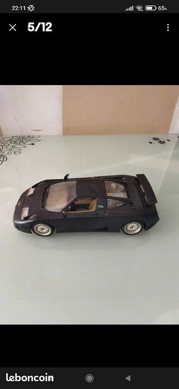 Miniature Burago 1/18 Bugatti EB110 1991 - Bleu, état Proche Du Neuf, Italie