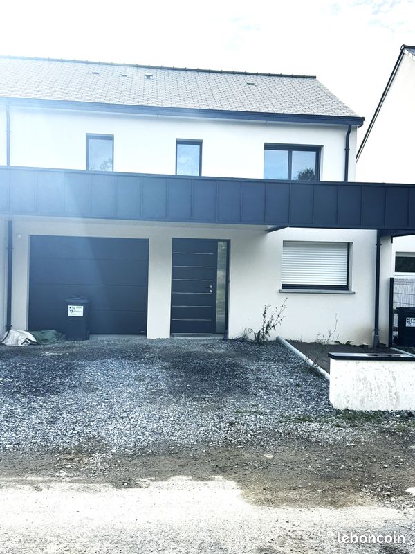 Maison 5 pièces 124 m² · à Châteaubourg · 124 m² · 1 127 €/mois