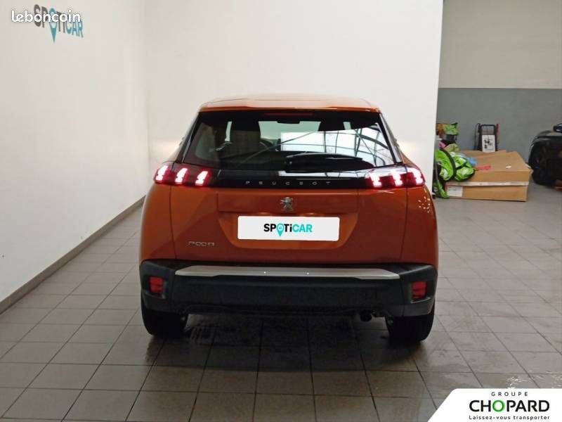 Peugeot 2008 PureTech 100 S&S BVM6 Style (image 24)