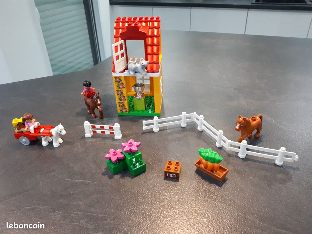 Ferme équestre LEGO DUPLO 4974 (image 1)