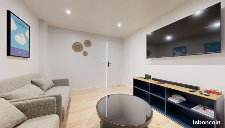 Maison 7 pièces 275 m² — 12