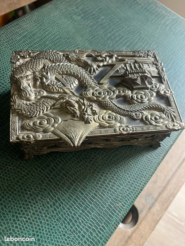 Boîte à bijoux chinoise (image 1)