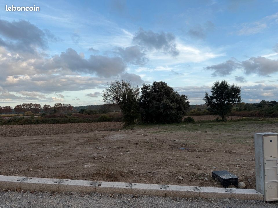 Terrain 710 m² Saint Bauzille De Montmel · à Saint-Bauzille-de-Montmel · 230 000 €