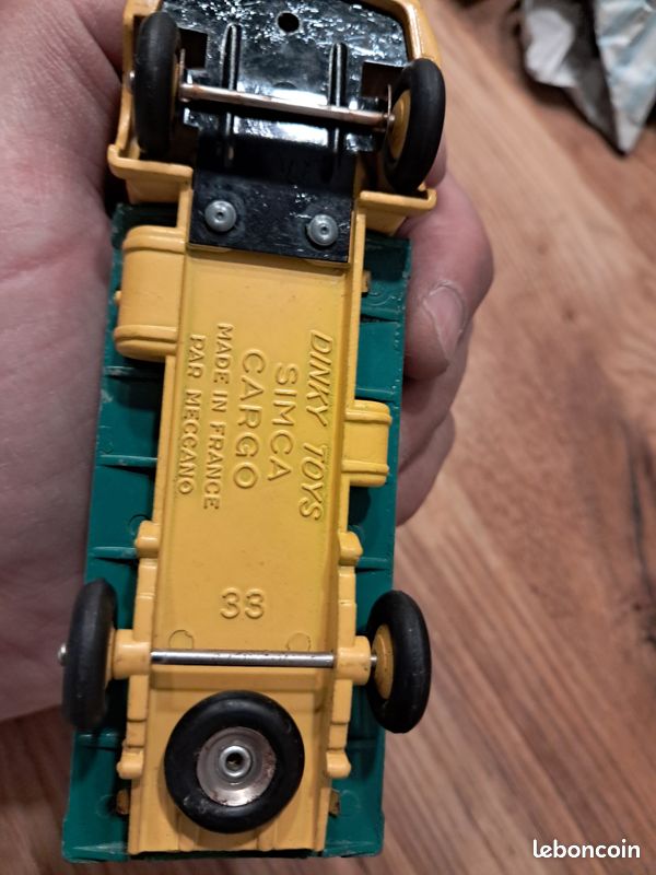 Dinky Toys Simca Cargo 33 Meccano – Miroitier Saint-Gobain – Miniature Ancienne (Occasion)