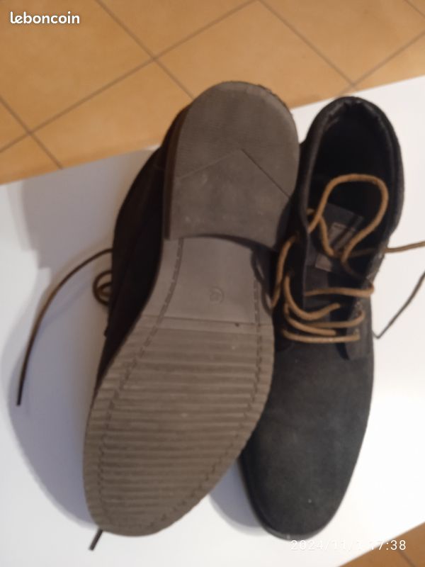 Chaussures homme en nubuck marron (image 2)