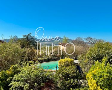 Maison 599 000 € - 233 m²
